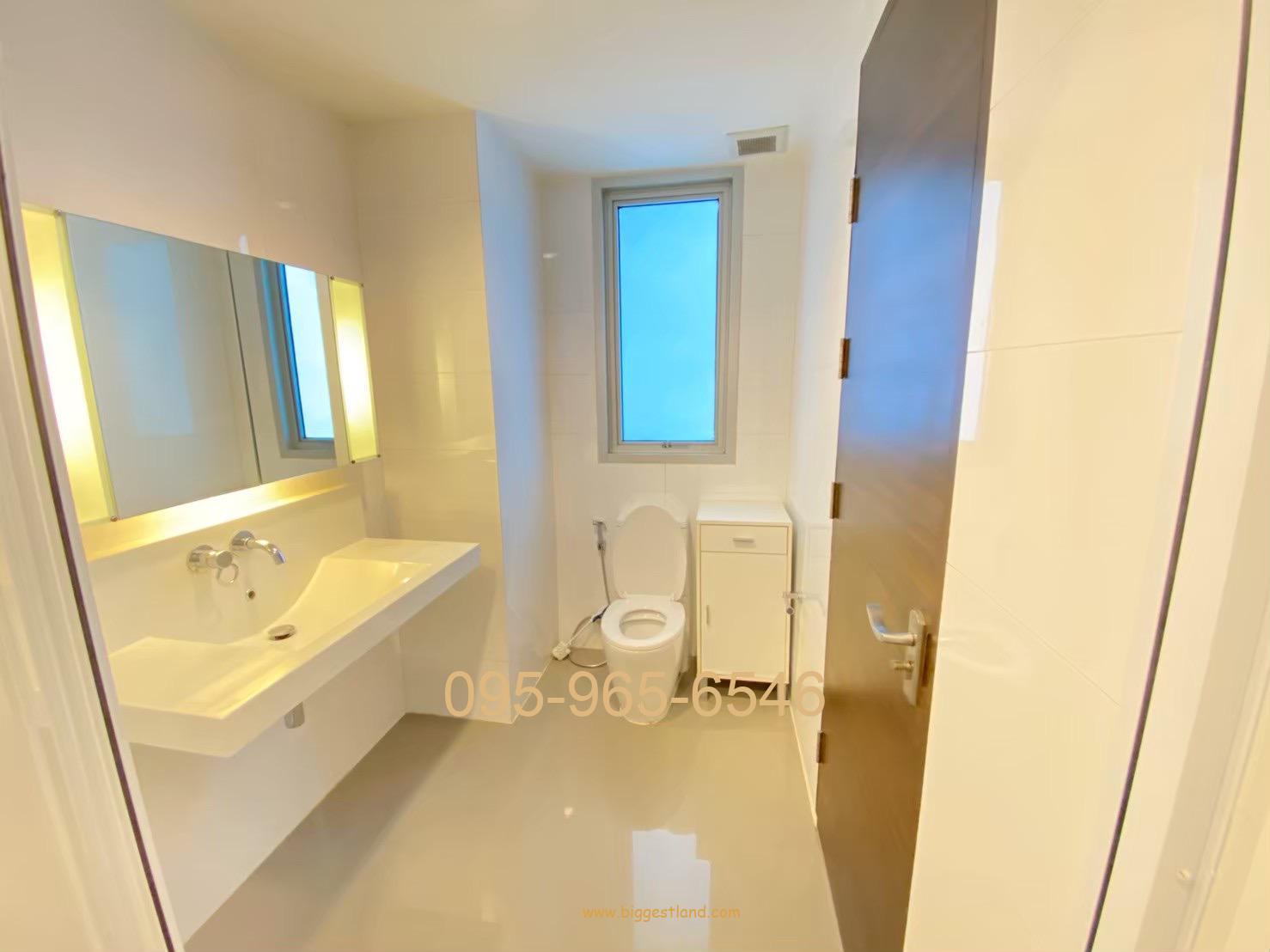 For rent ! Rhythm Ratchada near MRT Ratchadaphisek 1 bedroom 1 bathroom Fully furnished For rent ! Rhythm Ratchada near MRT Ratchadaphisek 1 bedroom 1 bathroom Fully furnished