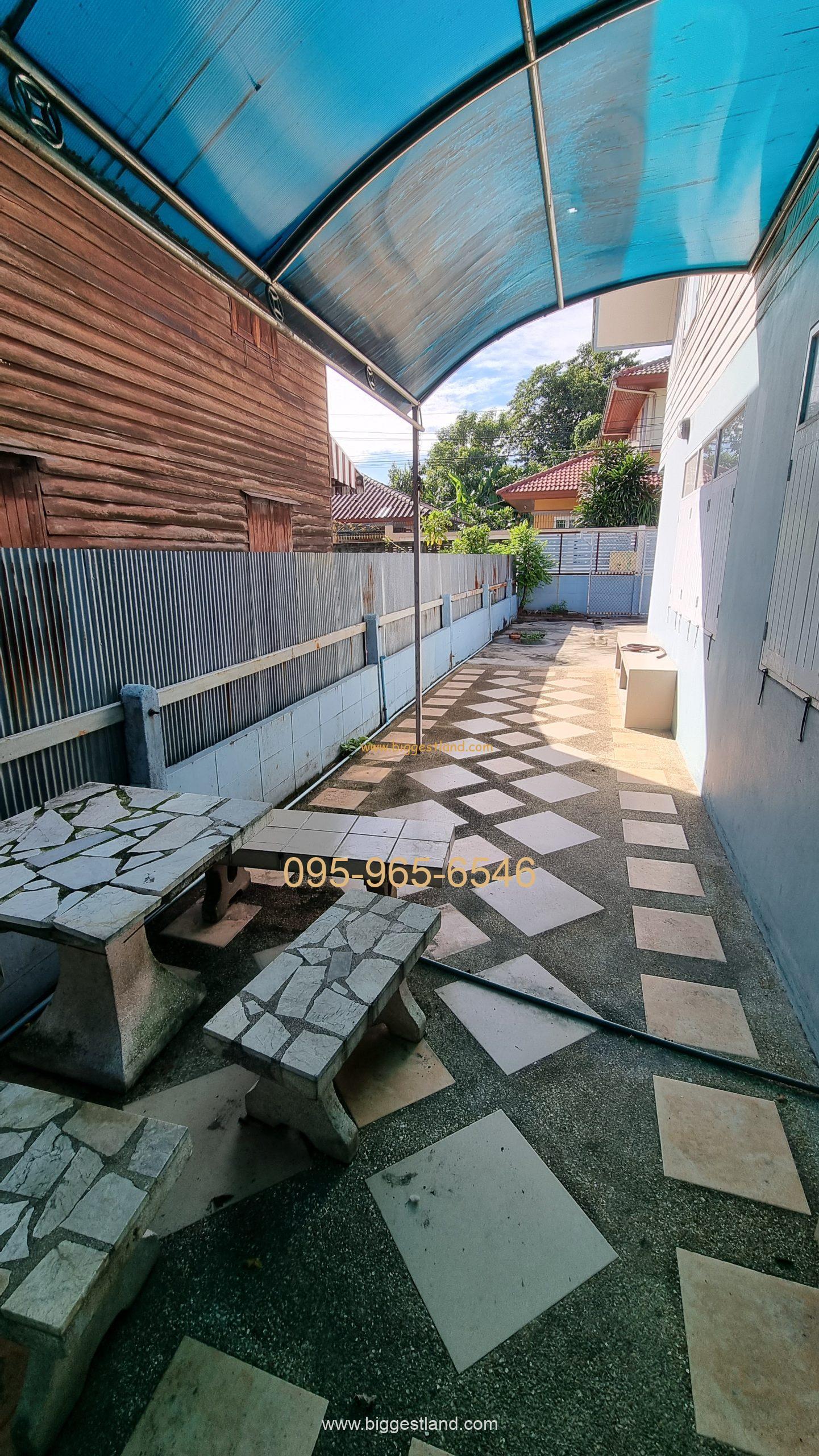 House for Rent at Sukhumvit50 BTS Onnut 195sqm 4beds House for Rent at Sukhumvit50 BTS Onnut 195sqm 4beds
