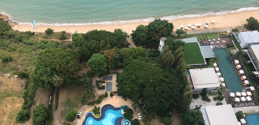 Sell Condo at Pattaya adjacent to the beach 110sqm with sea view