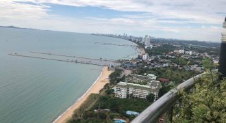 Sell Condo at Pattaya adjacent to the beach 110sqm with sea view