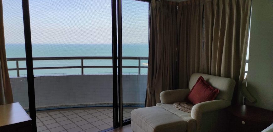 Sell Condo at Pattaya adjacent to the beach 110sqm with sea view